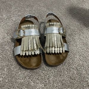 TB Sandals w/tassel